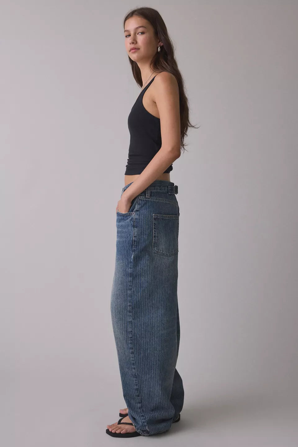 Women's Logan Buckle Baggy Barrel Jeans