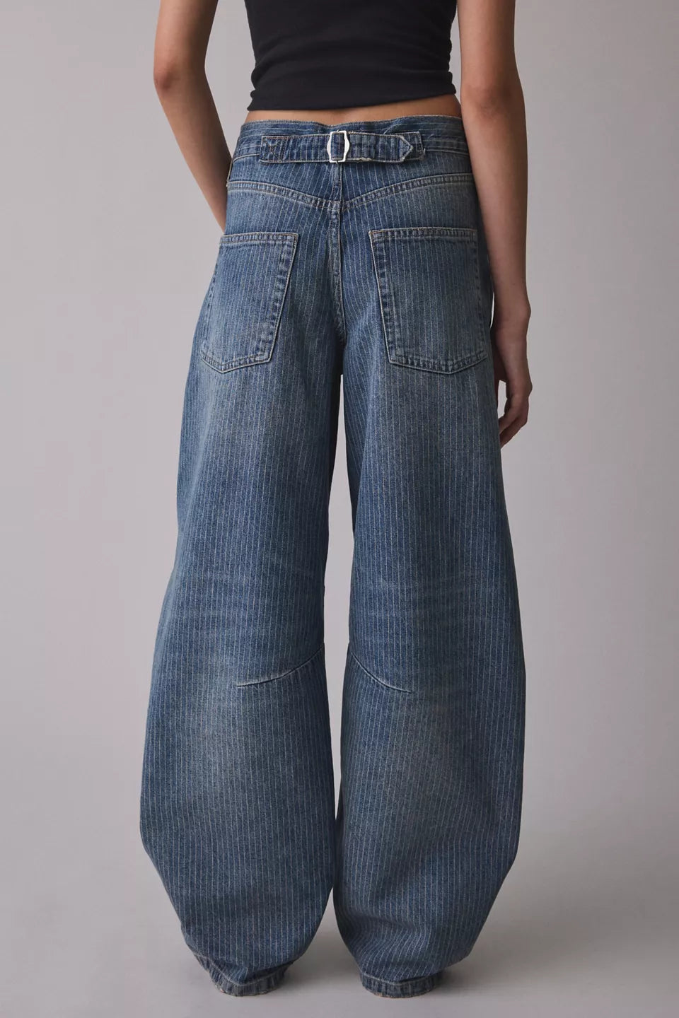 Women's Logan Buckle Baggy Barrel Jeans