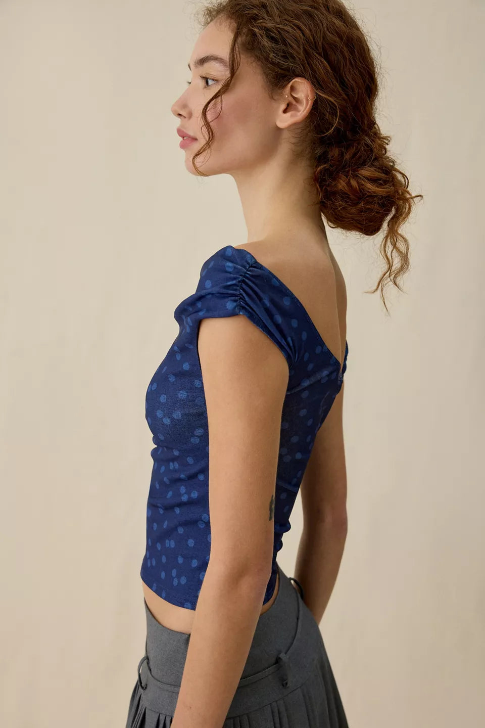 Women's Fia Off-The-Shoulder Crop Top