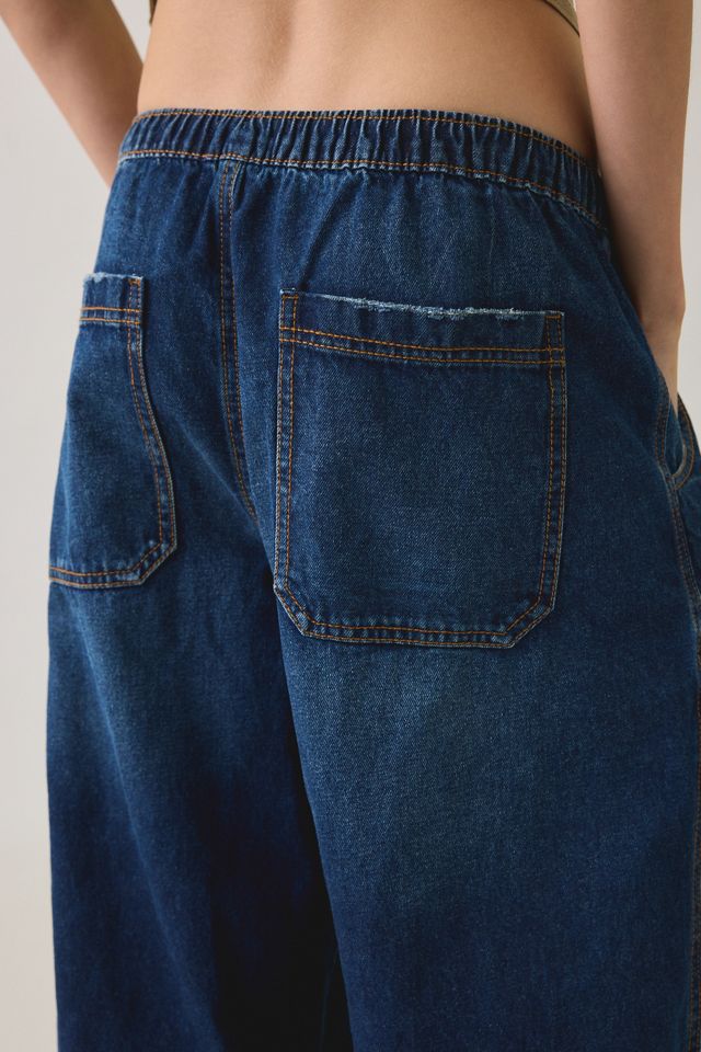 BDG Women's Station Cocoon Baggy Barrel Leg Cargo Jeans