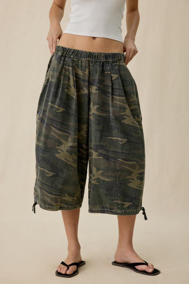 BDG Women's Bobbi Cropped Baggy Pull-On Pants