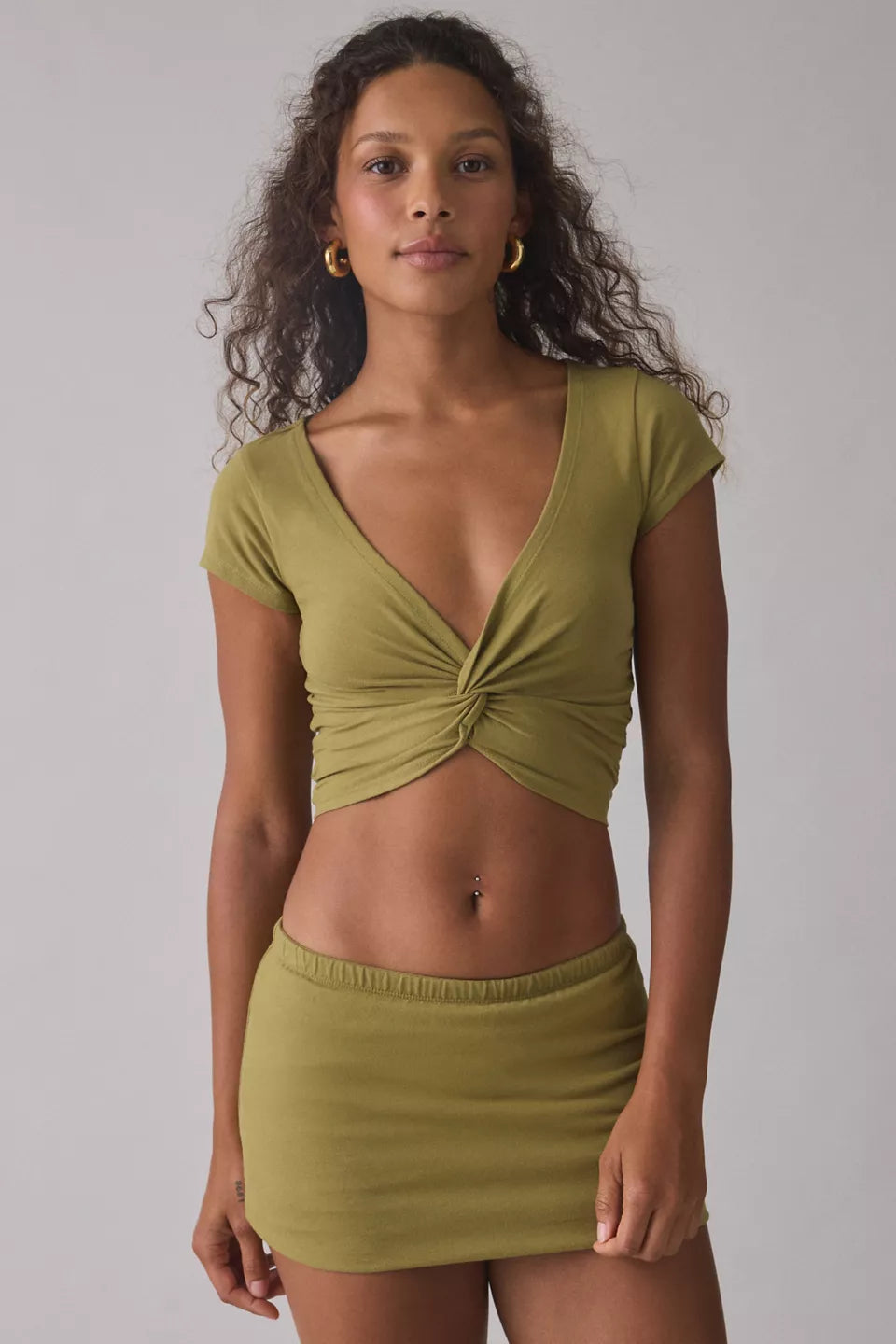Women's Bec Twist-Front Cropped Tee