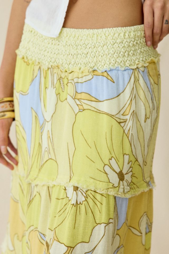 Kimchi Blue Women's On My Mind Smocked Waist Tiered Maxi Skirt