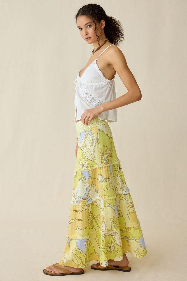 Kimchi Blue Women's On My Mind Smocked Waist Tiered Maxi Skirt
