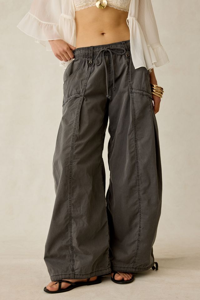 BDG Women's Sunridge Mid-Rise Cargo Balloon Pants