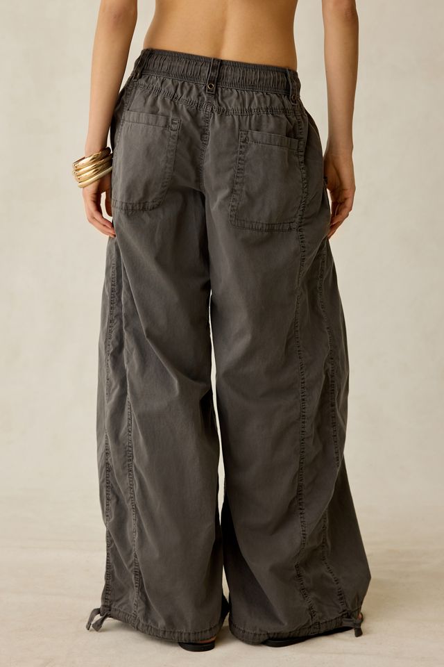 BDG Women's Sunridge Mid-Rise Cargo Balloon Pants