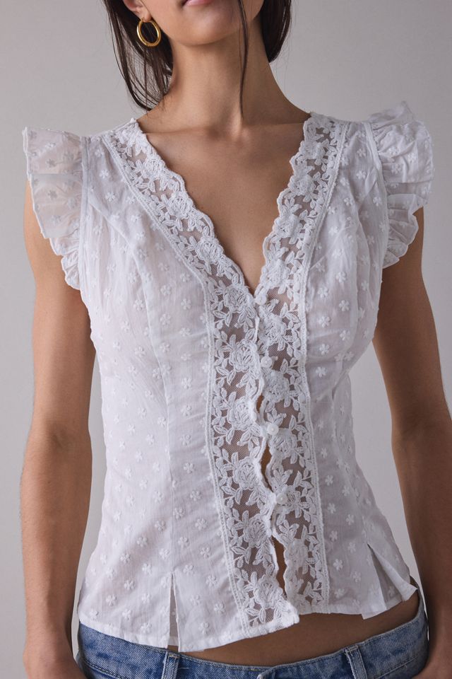 Kimchi Blue Women's Aurelia Lace Trim Flutter Sleeve Blouse