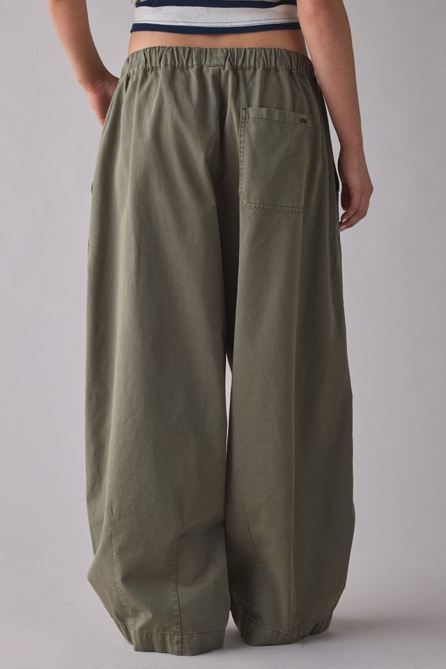 BDG Women's Bobbi Baggy Pull-On Pants