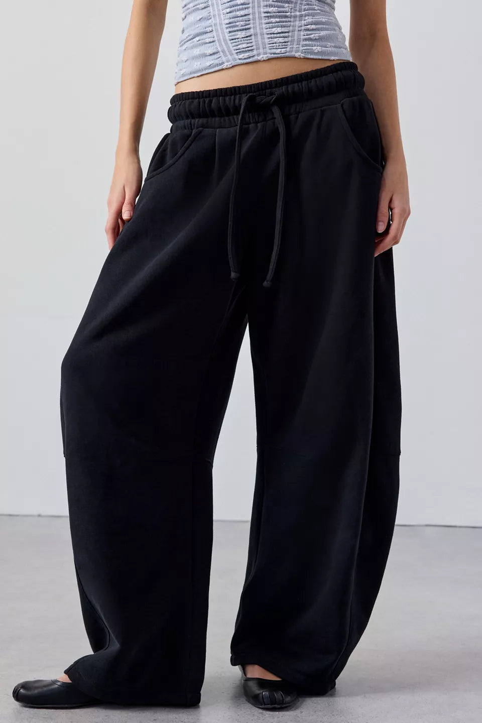 Women's Essential Barrel Leg Full Length Sweatpants