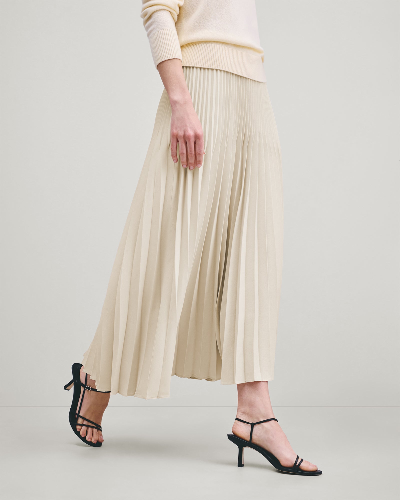 Quince Women's Pleated Matte Midi Skirt
