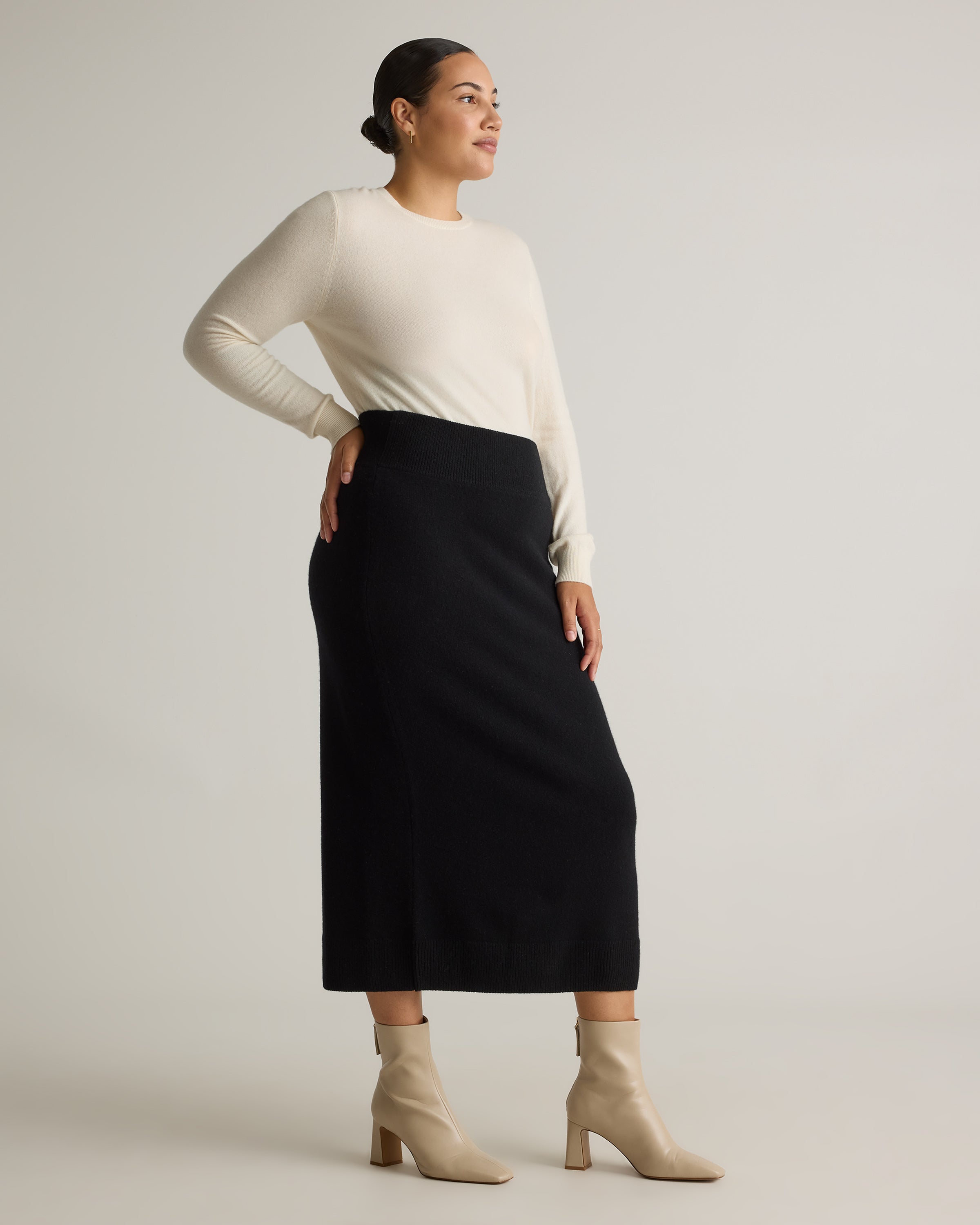 Quince Women's 100% Grade A Mongolian Cashmere Fitted Midi Skirt